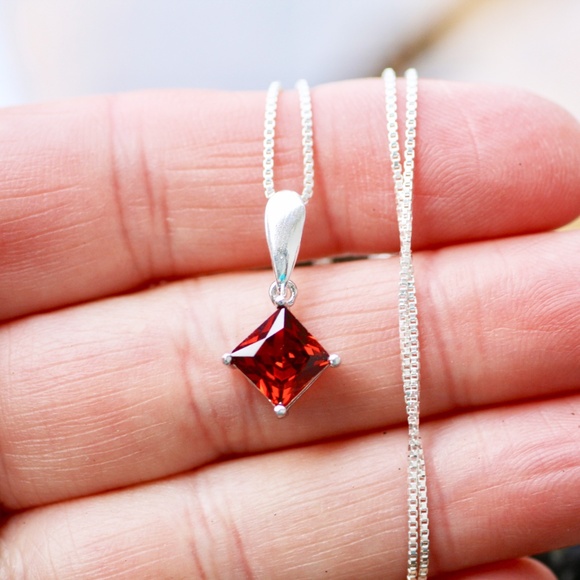 Handcrafted Princess Cut Garnet Pendant Sterling Silver 925 , January birthstone - Picture 5 of 6